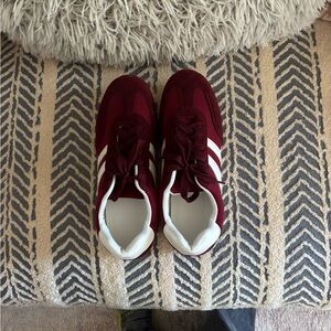 Source Unknown Maroon and White Athletic Shoes